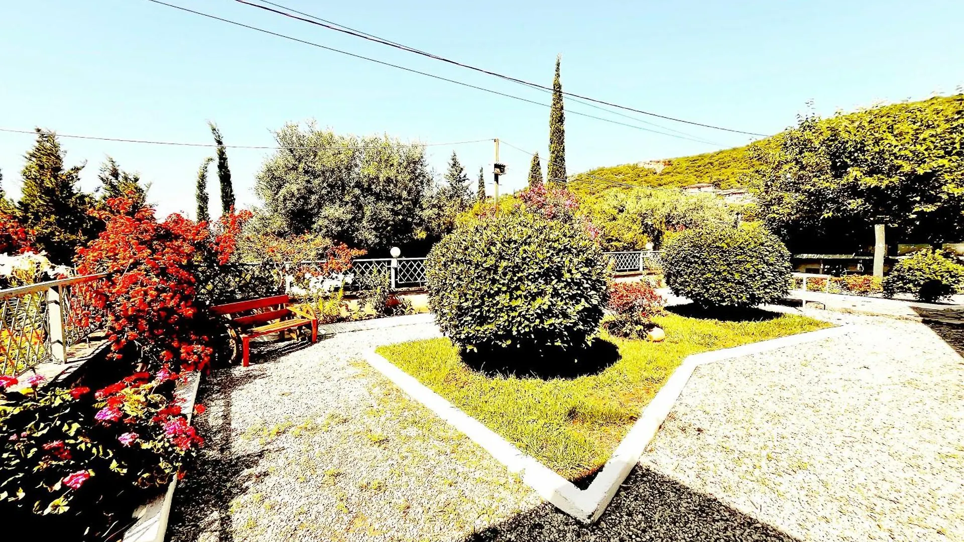 4 Seasons Apartments ヒマラ