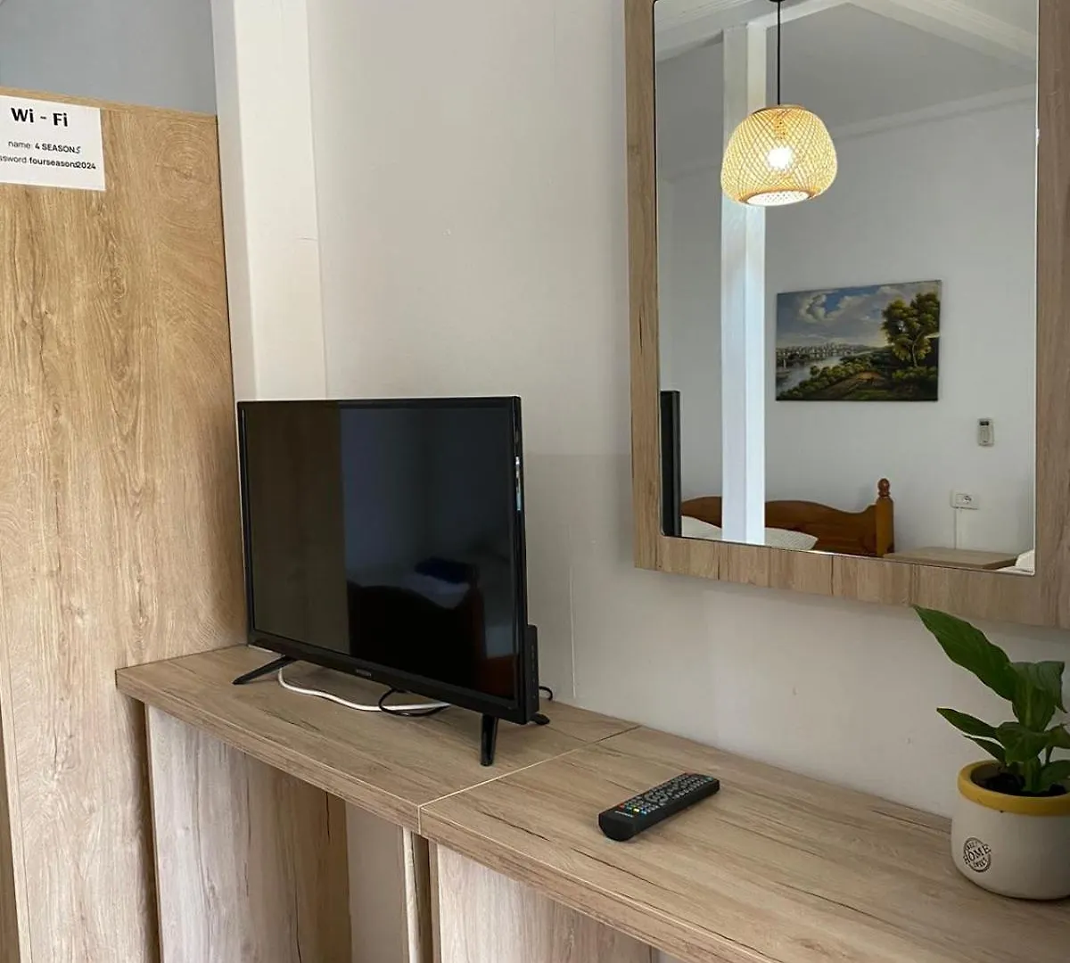4 Seasons Apartments ヒマラ アルバニア