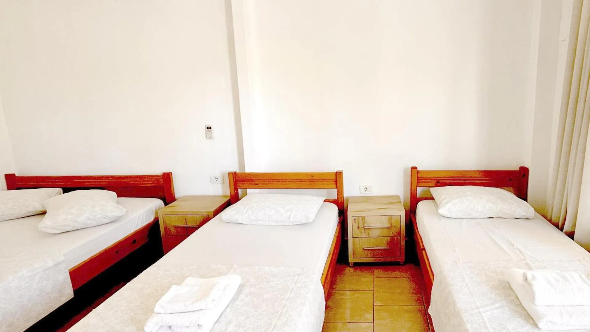 4 Seasons Apartments Himare Albania